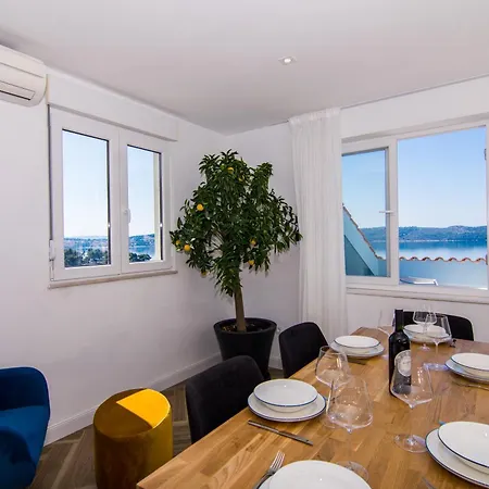 דירה Seafront Luxury Fun *