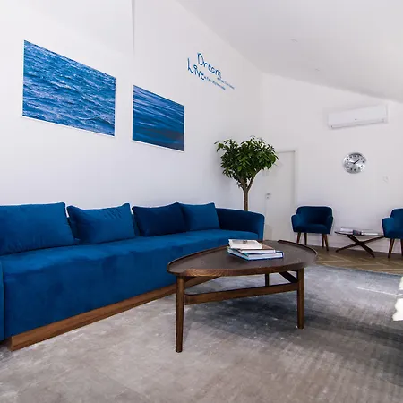 Seafront Luxury Fun شقة
