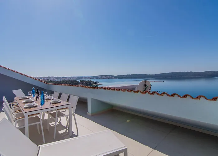 Seafront Luxury Fun Apartamento