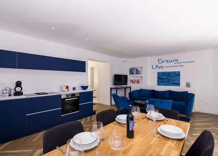 Apartamento Seafront Luxury Fun Trogir