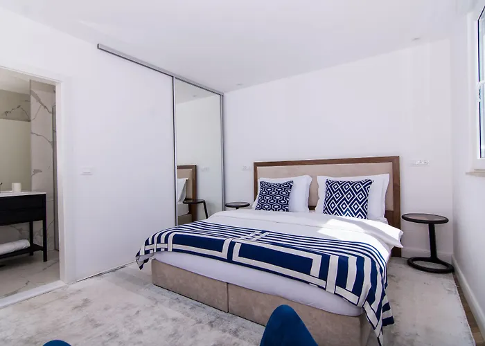 Seafront Luxury Fun Apartamento Trogir