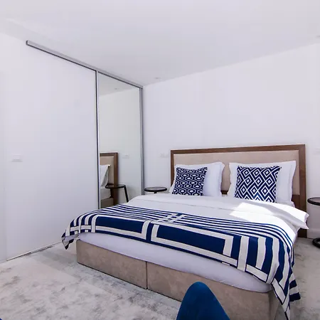 Seafront Luxury Fun Apartament Trogir