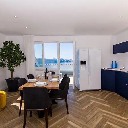 Seafront Luxury Fun